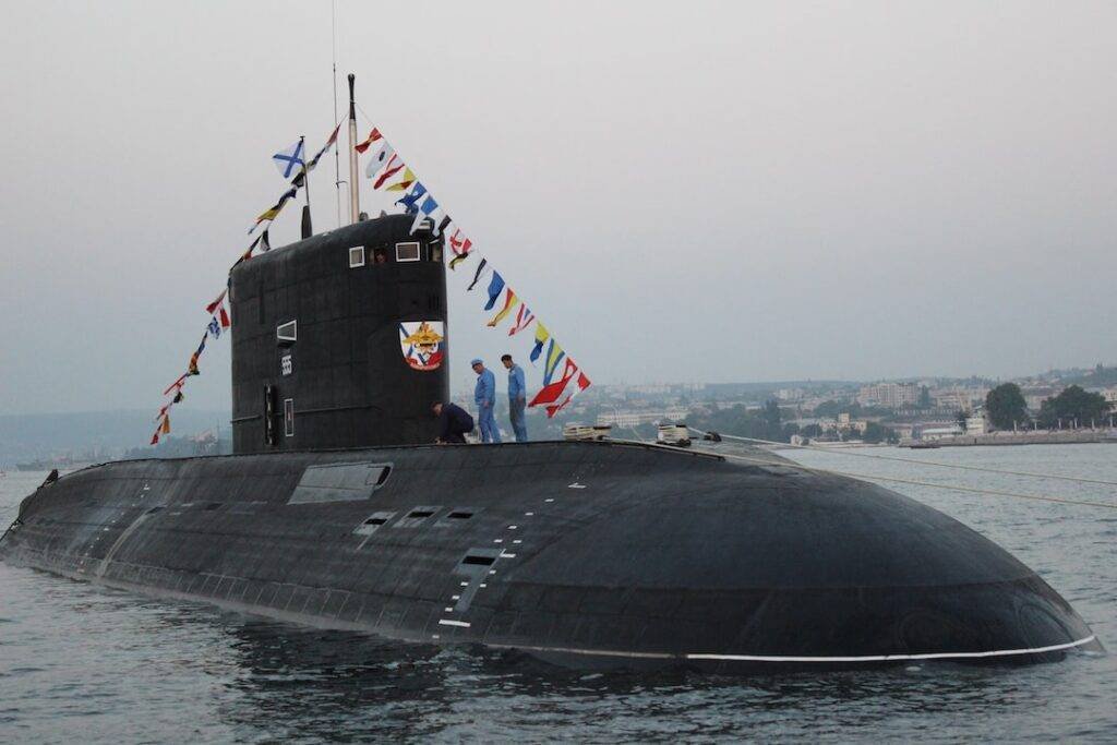 Indian Submarine Stuck in Russia May Be Heading to Norway Soon: Report