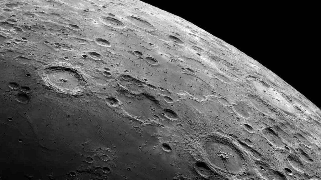 China could claim resource-rich regions of Moon: Report