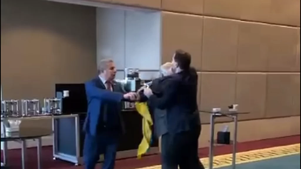 Scuffle Breaks Out Between Ukrainian And Russian Delegates At Summit in Turkey