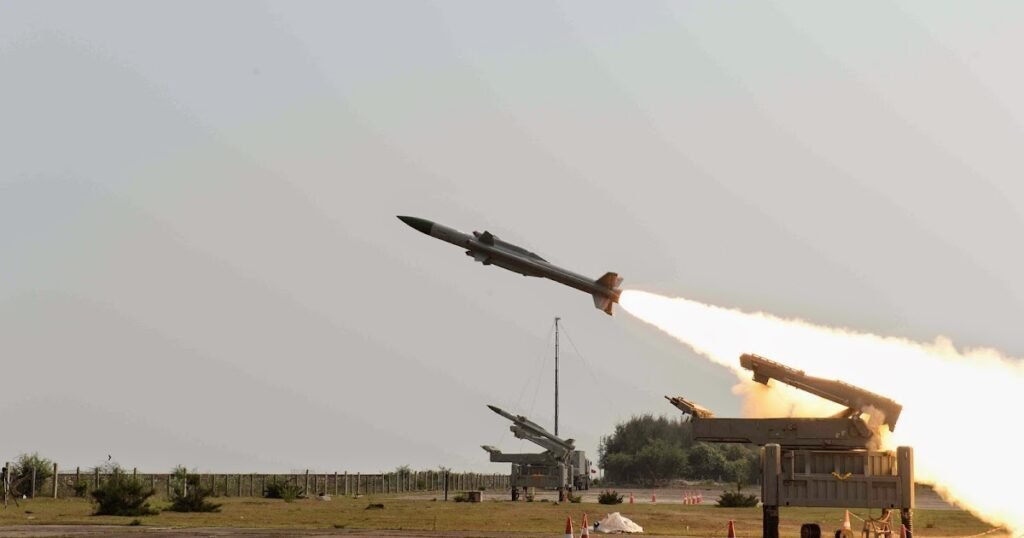 India's New 3-Layered LRSAM Air Defence System Can Neutralize Enemy Missiles From 400 Km Away; Will Surpass Chinese Capabilities